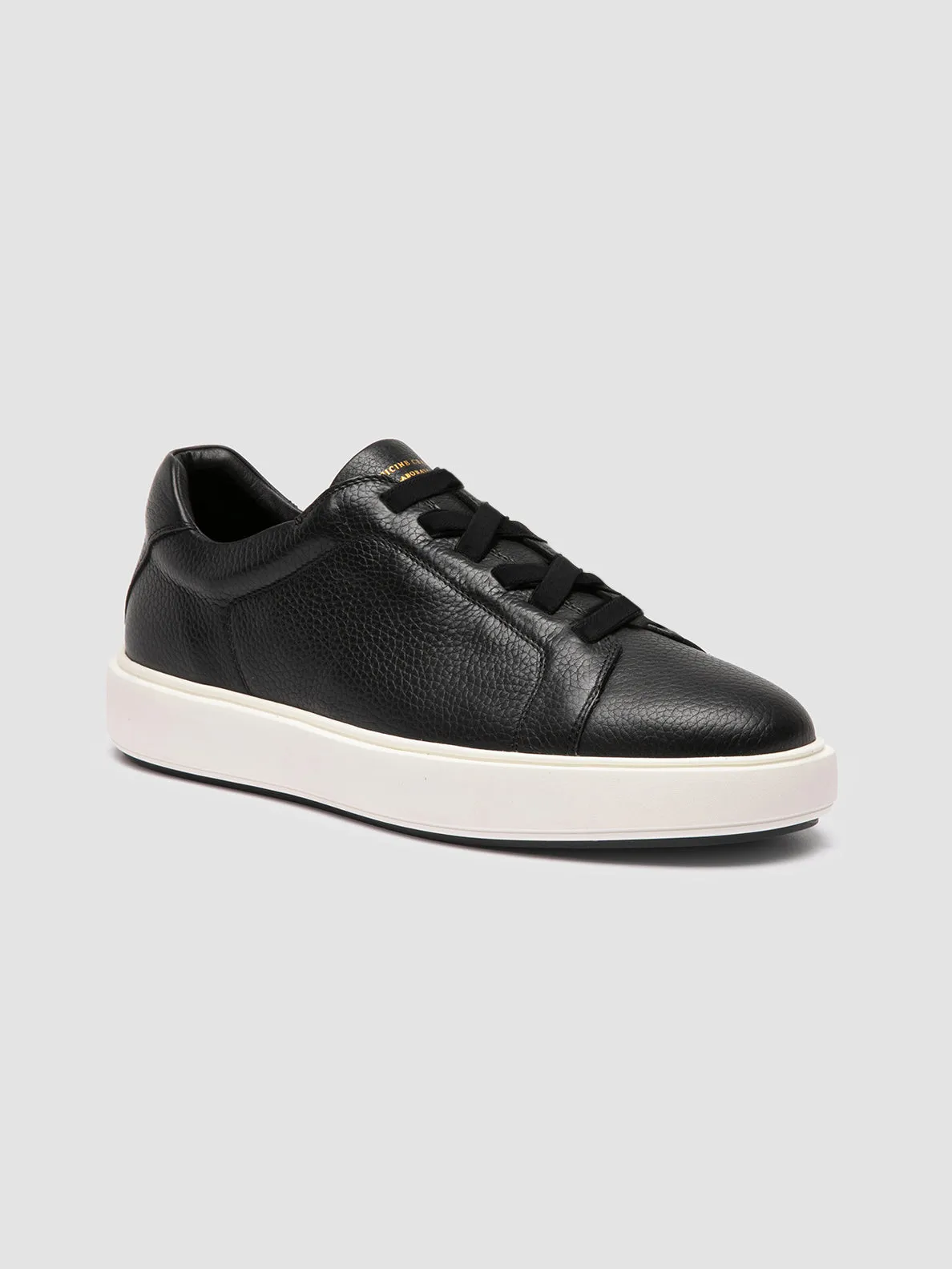 SLOUCH 001 - Black Leather Low Top Sneakers